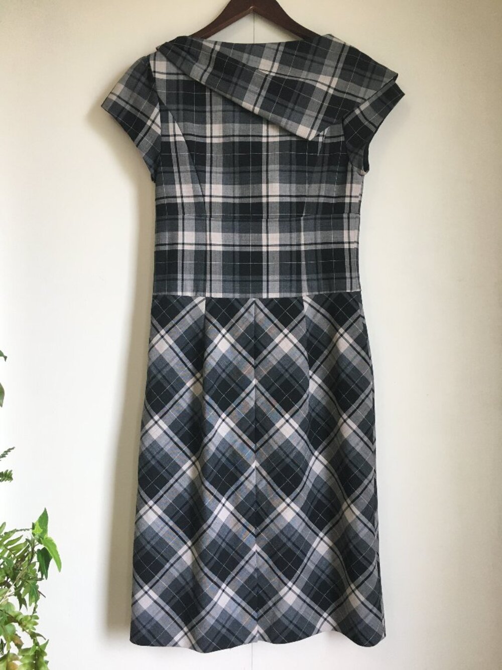Vintage 90s Le Chateau Plaid Indie Cap Sleeve Large Folded Collar Midi Dress - S - Picture 3 of 16
